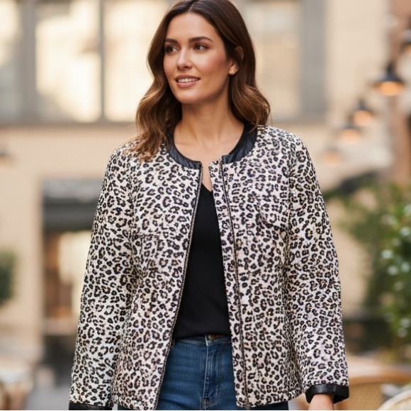 Chico’s Quilted Leopard Skin Commuter Town & Country Jacket - Picture 1 of 6